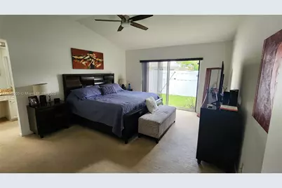 930 NW 96th Ave, Plantation, FL 33324 - Photo 35