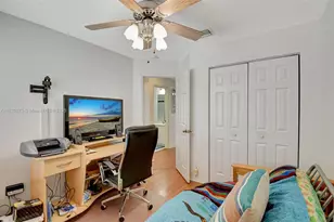 20865 NW 3rd Ln, Pembroke Pines, FL 33029 - Photo 25