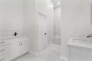 2809 55Nd St W, Lehigh Acres, FL 33971 - Photo 5