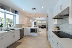 11900 SW 72nd Pl, Pinecrest, FL 33156 - Photo 11