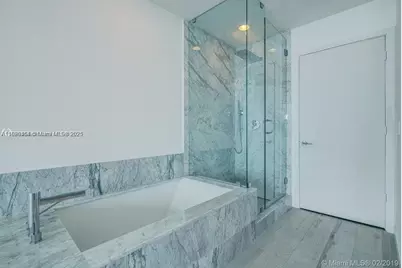 480 NE 31st St #1002, Miami, FL 33137 - Photo 17