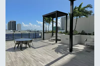 1642 NE 1st Ave #2303, Miami, FL 33132 - Photo 17