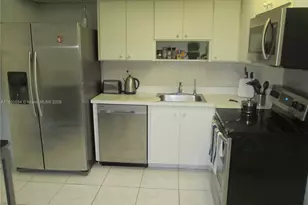 251 174th St, Sunny Isles Beach, FL 33160 - Photo 7