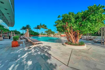 18975 Collins Ave 5000 + Cabana #22, Sunny Isles Beach, FL 33160 - Photo 31