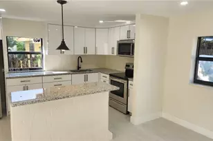 85 Deer Run, Miami Springs, FL 33166 - Photo 11