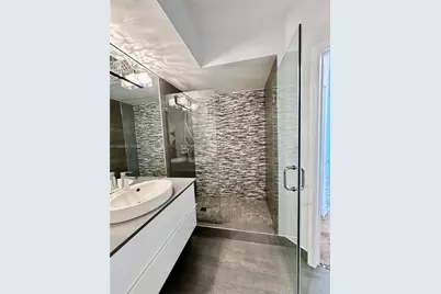 1330 West Ave #3007, Miami Beach, FL 33139 - Photo 11