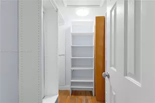 2627 S Parkview Dr, Hallandale Beach, FL 33009 - Photo 23