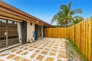 2627 S Parkview Dr, Hallandale Beach, FL 33009 - Photo 45