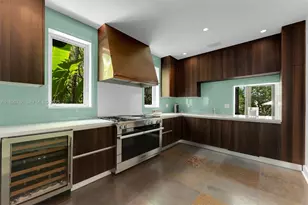 6165 Pine Tree Dr, Miami Beach, FL 33140 - Photo 33