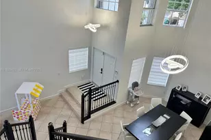 10873 NW 71st St, Doral, FL 33178 - Photo 9