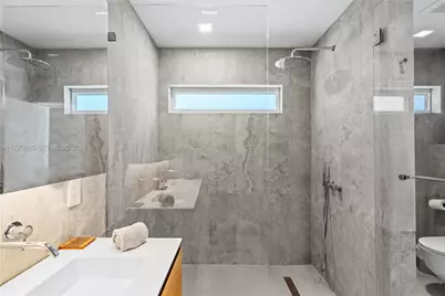 9033 Emerson Ave, Surfside, FL 33154 - Photo 17