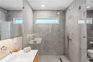 9033 Emerson Ave, Surfside, FL 33154 - Photo 17