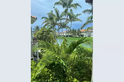 19383 SW 79th Ave, Cutler Bay, FL 33157 - Photo 5