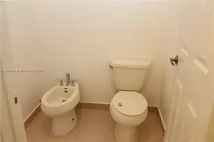 19383 SW 79th Ave, Cutler Bay, FL 33157 - Photo 17