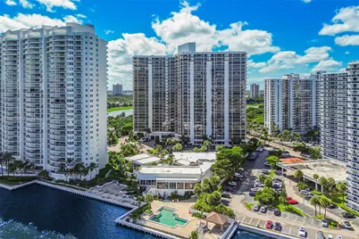 20281 E Country Club Dr #1412, Aventura, FL 33180 - Photo 43