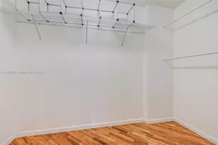 20281 E Country Club Dr, Aventura, FL 33180 - Photo 27