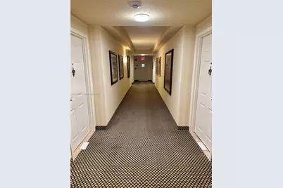 19501 W Country Club Dr #914, Aventura, FL 33180 - Photo 7