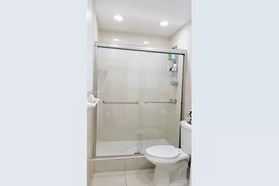 524 Washington Ave #213, Miami Beach, FL 33139 - Photo 21
