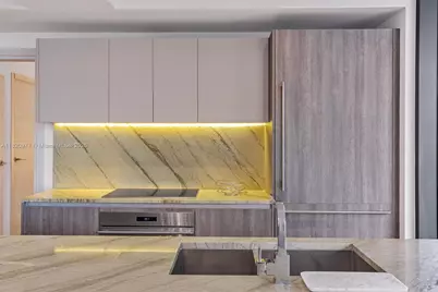 801 S Miami Ave #4205, Miami, FL 33130 - Photo 11