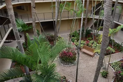 8015 SW 107th Ave #220, Miami, FL 33173 - Photo 3