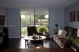 8015 SW 107th Ave, Miami, FL 33173 - Photo 9