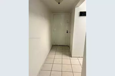 1630 W 46th St #511C, Hialeah, FL 33012 - Photo 5