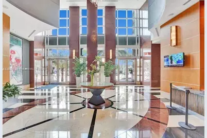 253 NE 2nd St #809, Miami, FL 33132 - Photo 15