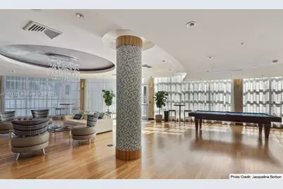 253 NE 2nd St #809, Miami, FL 33132 - Photo 9