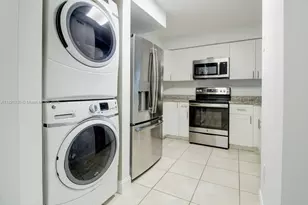 15495 N Miami Lakeway N, Miami Lakes, FL 33014 - Photo 13