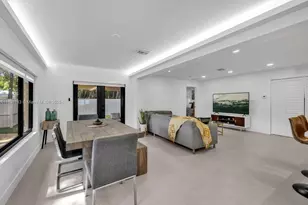 220 NE 105th St, Miami Shores, FL 33138 - Photo 13