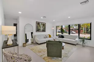 220 NE 105th St, Miami Shores, FL 33138 - Photo 3