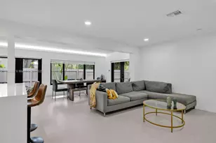 220 NE 105th St, Miami Shores, FL 33138 - Photo 19