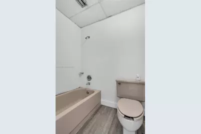 7460 NW 82nd #7500, Medley, FL 33166 - Photo 17