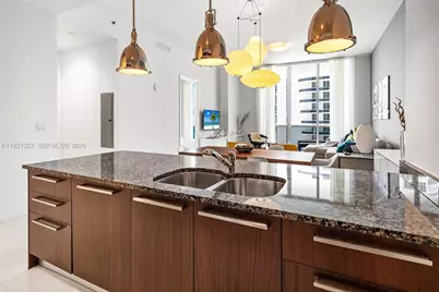 15901 Collins Ave #3302, Sunny Isles Beach, FL 33160 - Photo 9