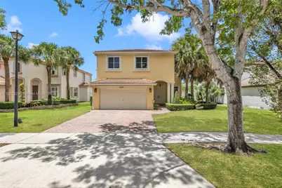 15631 SW 53rd St, Miramar, FL 33027 - Photo 3