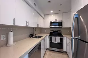 1000 West Ave, Miami Beach, FL 33139 - Photo 9