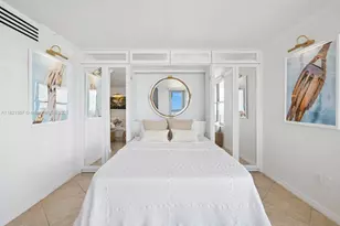 2899 Collins Ave, Miami Beach, FL 33140 - Photo 3