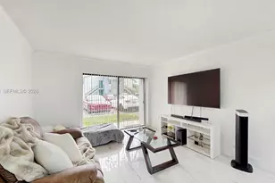 7180 NW 179th St, Hialeah, FL 33015 - Photo 3