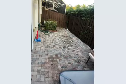 10932 NW 69 St, Doral, FL 33178 - Photo 5