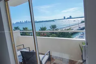 7904 West Dr, North Bay Village, FL 33141 - Photo 9