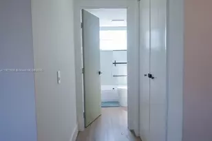 7904 West Dr, North Bay Village, FL 33141 - Photo 37