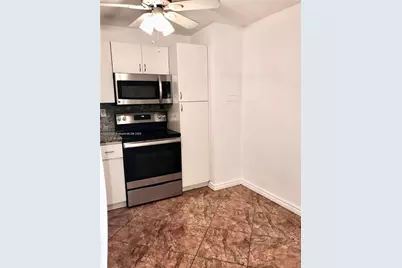 1833 S Ocean Dr #305, Hallandale Beach, FL 33009 - Photo 9