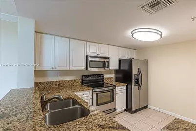 520 SE 5th Ave #2409, Fort Lauderdale, FL 33301 - Photo 9