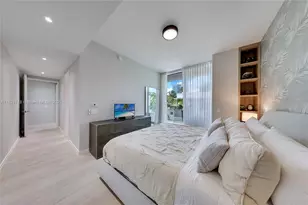 300 Collins Ave, Miami Beach, FL 33139 - Photo 7