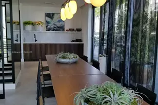 121 NE 34th St, Miami, FL 33137 - Photo 21