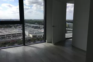 121 NE 34th St, Miami, FL 33137 - Photo 11