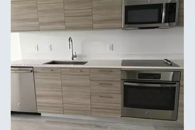 121 NE 34th St #1410, Miami, FL 33137 - Photo 9