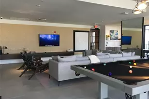 121 NE 34th St, Miami, FL 33137 - Photo 35