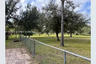 [Address not provided], Fort Myers, FL 33905 - Photo 3