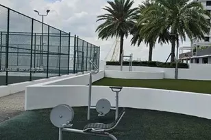 16385 Biscayne Blvd, North Miami Beach, FL 33160 - Photo 37